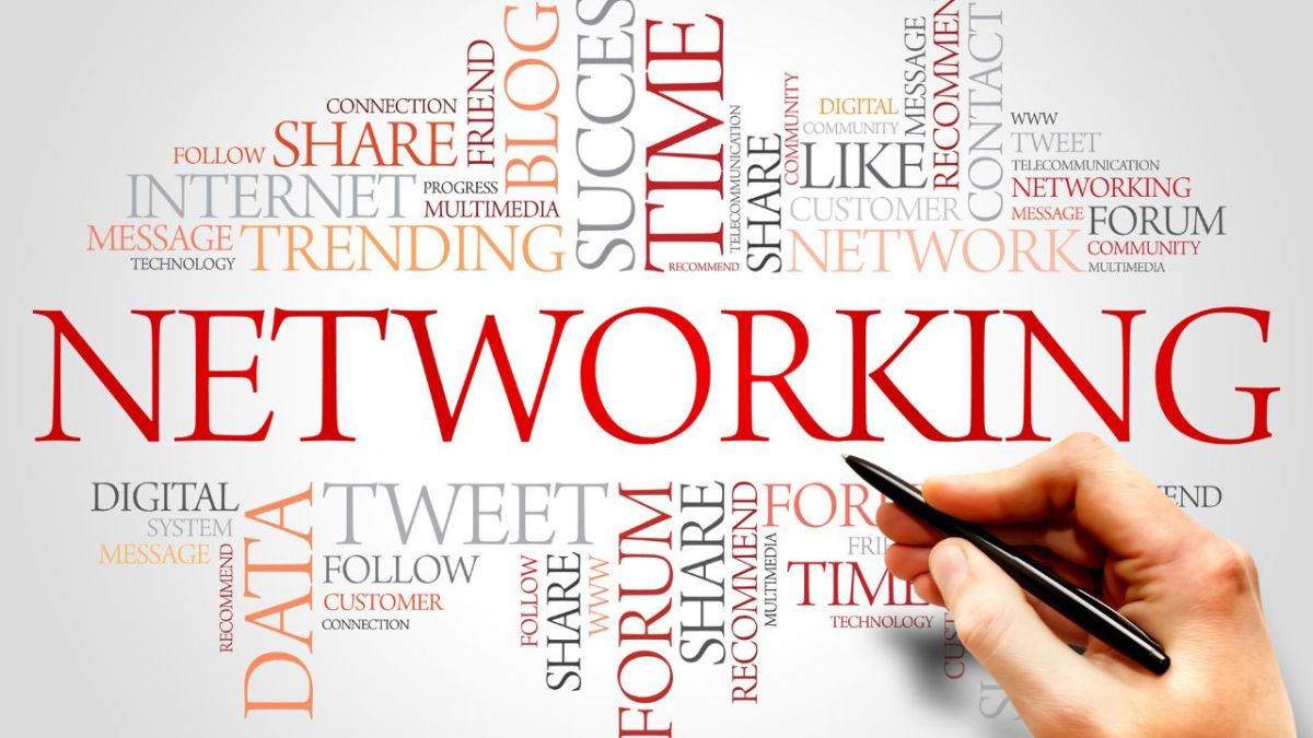 Finding Professional Networks